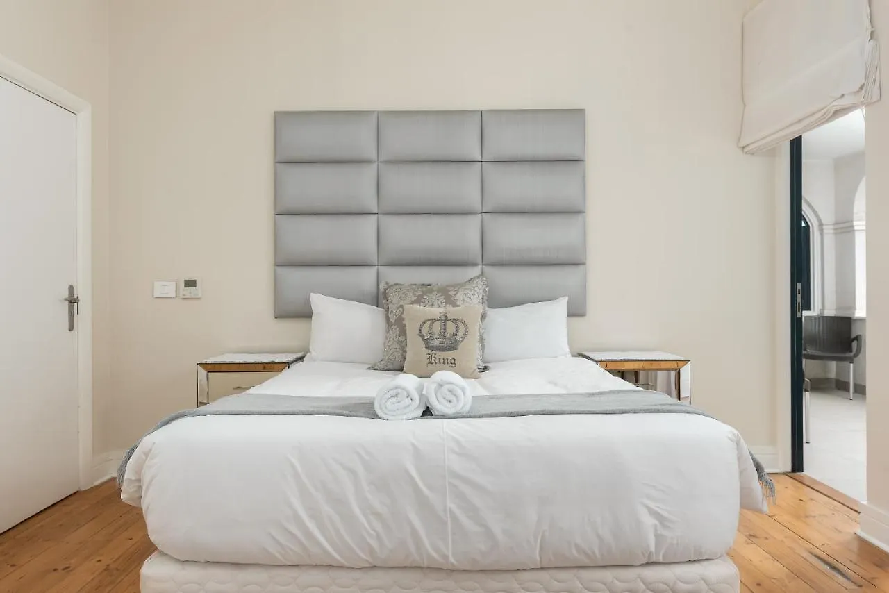 Warwick Mansions 12 Apartment Cape Town